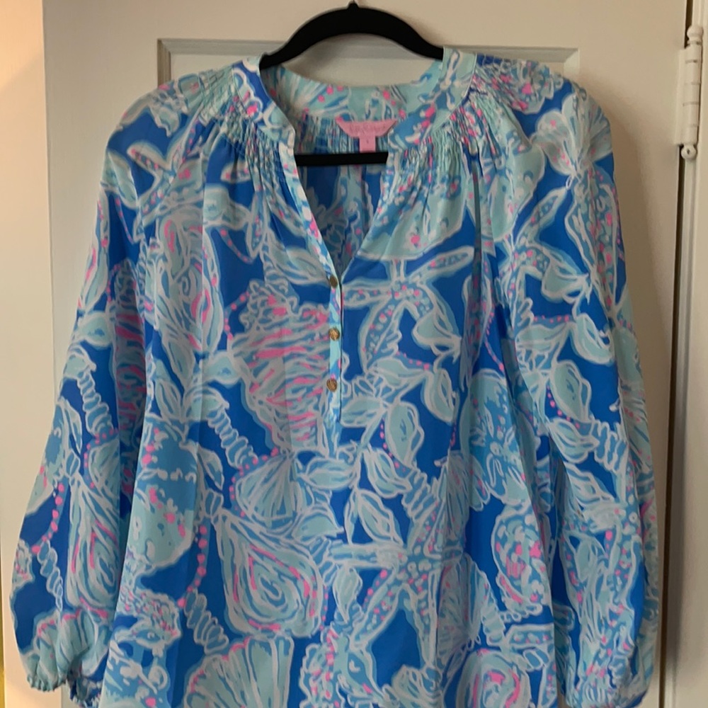 Lilly Pulitzer size small silk blouse